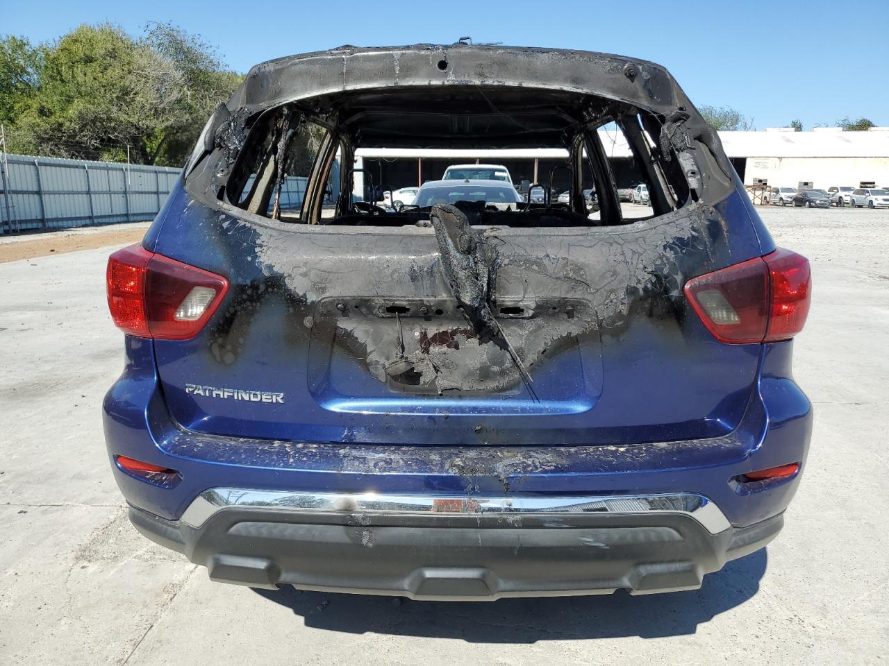 2018 NISSAN PATHFINDER - Фото 6