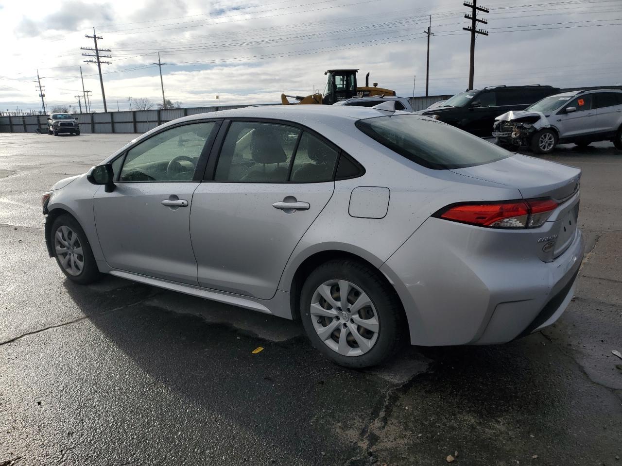 2020 TOYOTA COROLLA LE - Фото 2