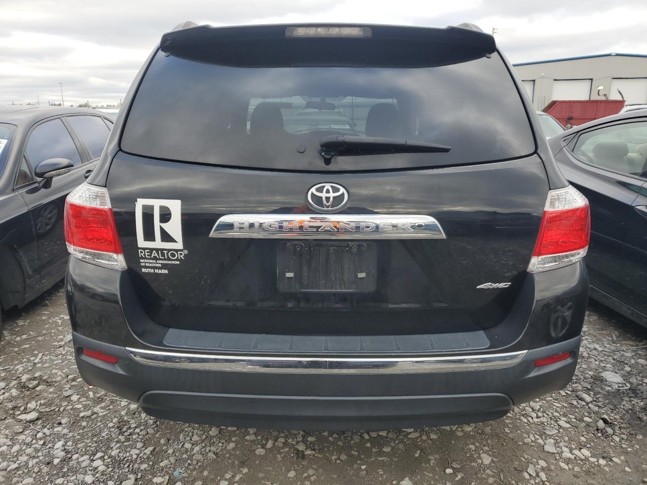 2012 TOYOTA HIGHLANDER - Фото 6