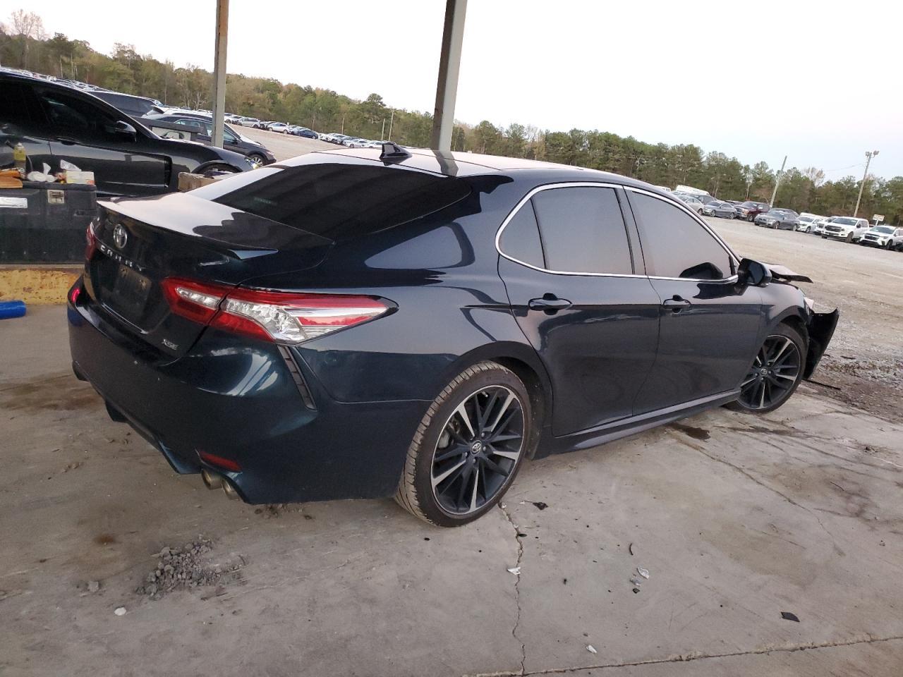 2019 TOYOTA CAMRY XSE - Image 3
