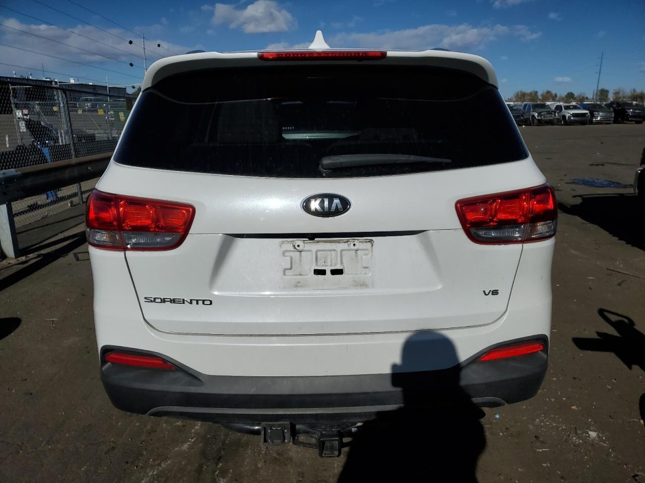 2016 KIA SORENTO LX - Image 6