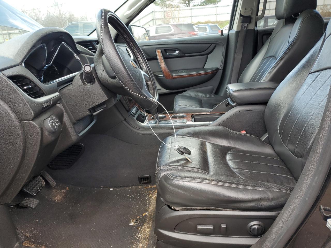 2014 CHEVROLET TRAVERSE L - Image 7