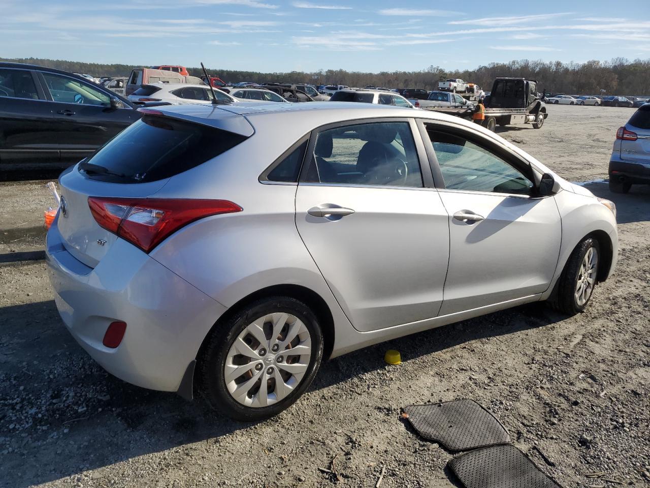 2016 HYUNDAI ELANTRA GT - Фото 3