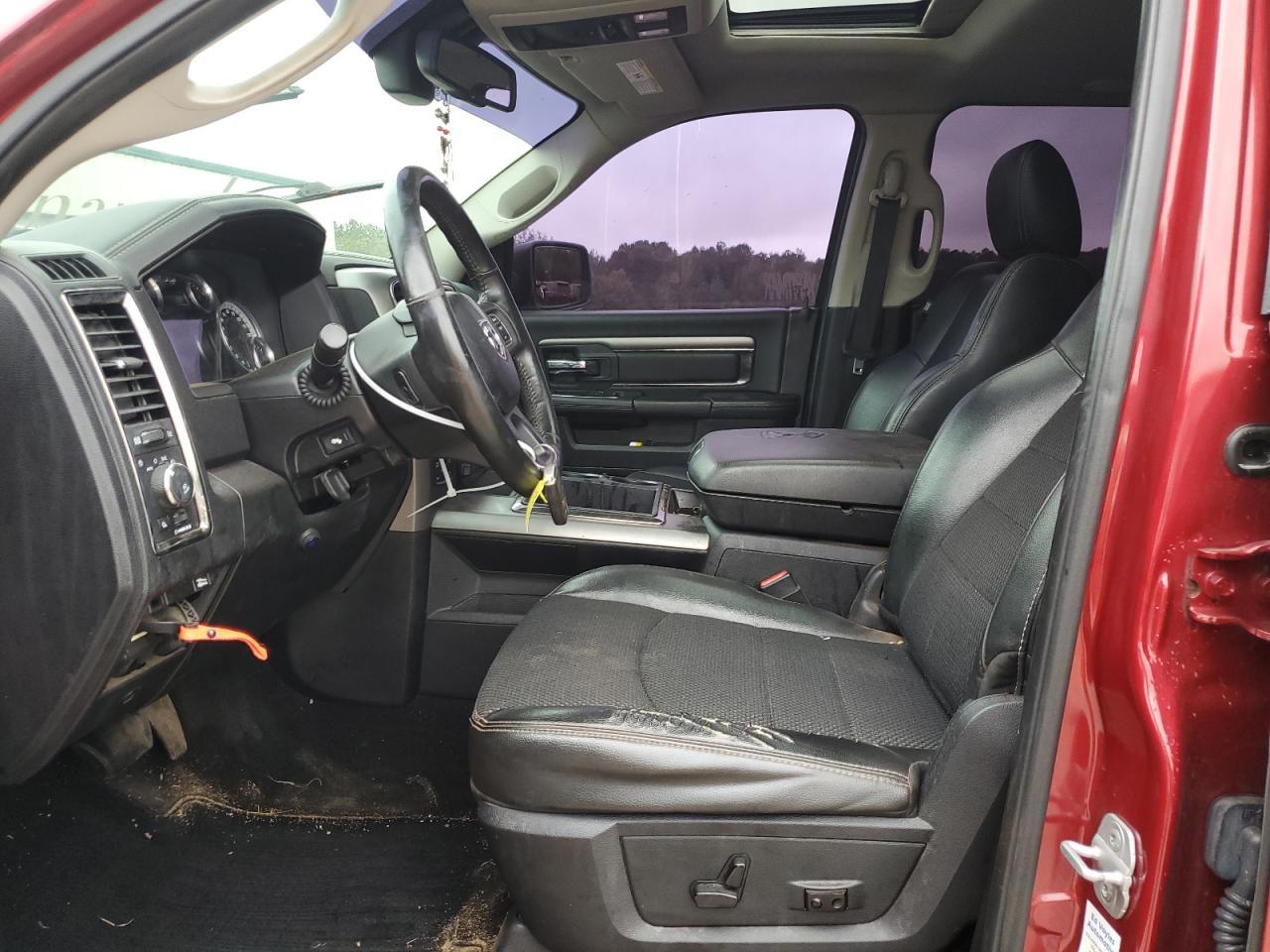2014 RAM 1500 SPORT - Фото 7
