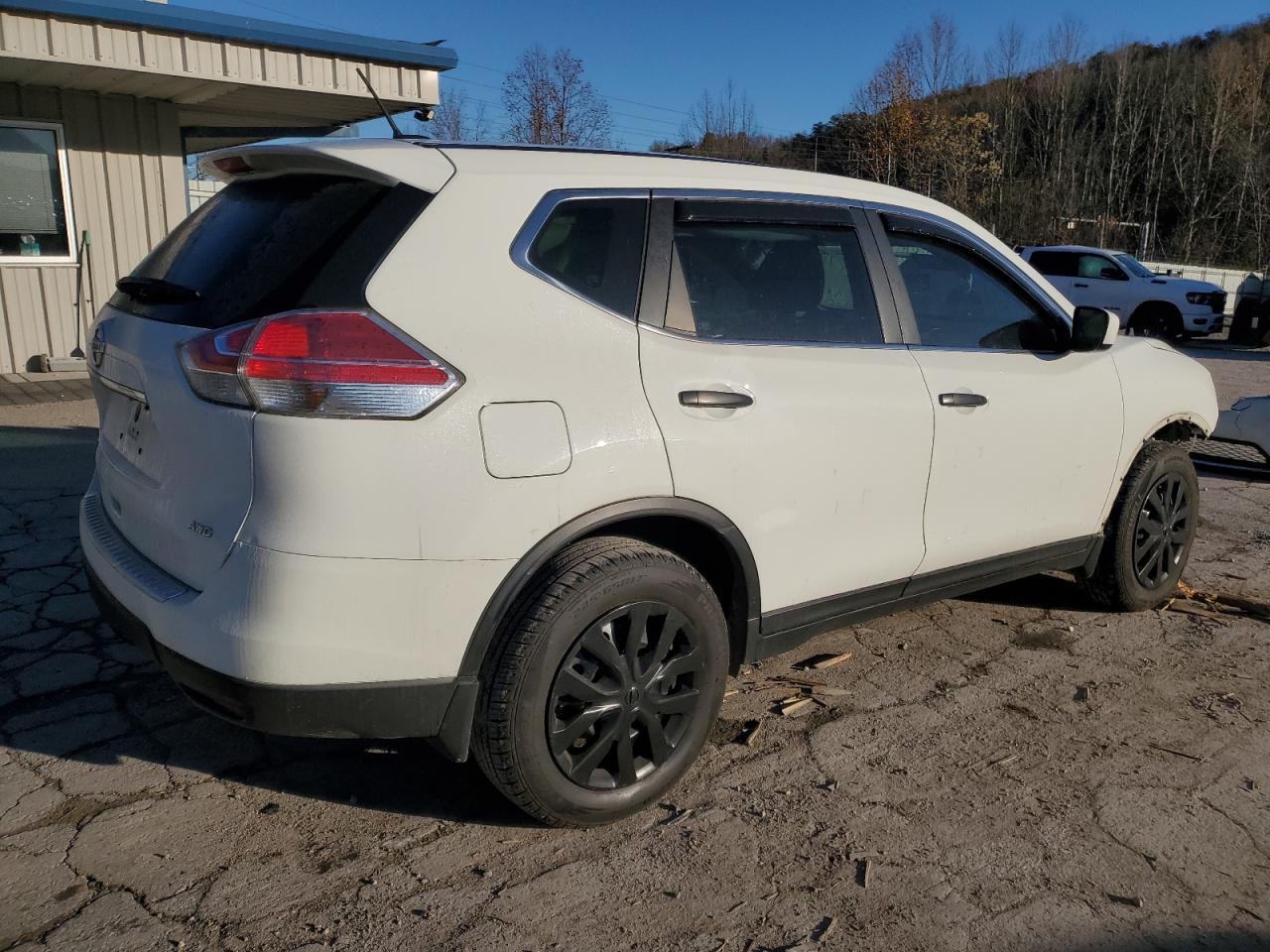 2016 NISSAN ROGUE S - Фото 3