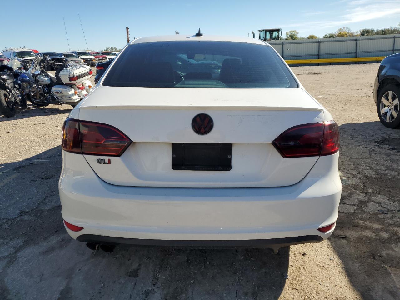 2013 VOLKSWAGEN JETTA GLI - Image 6