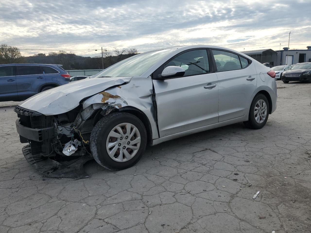 2018 HYUNDAI ELANTRA SE