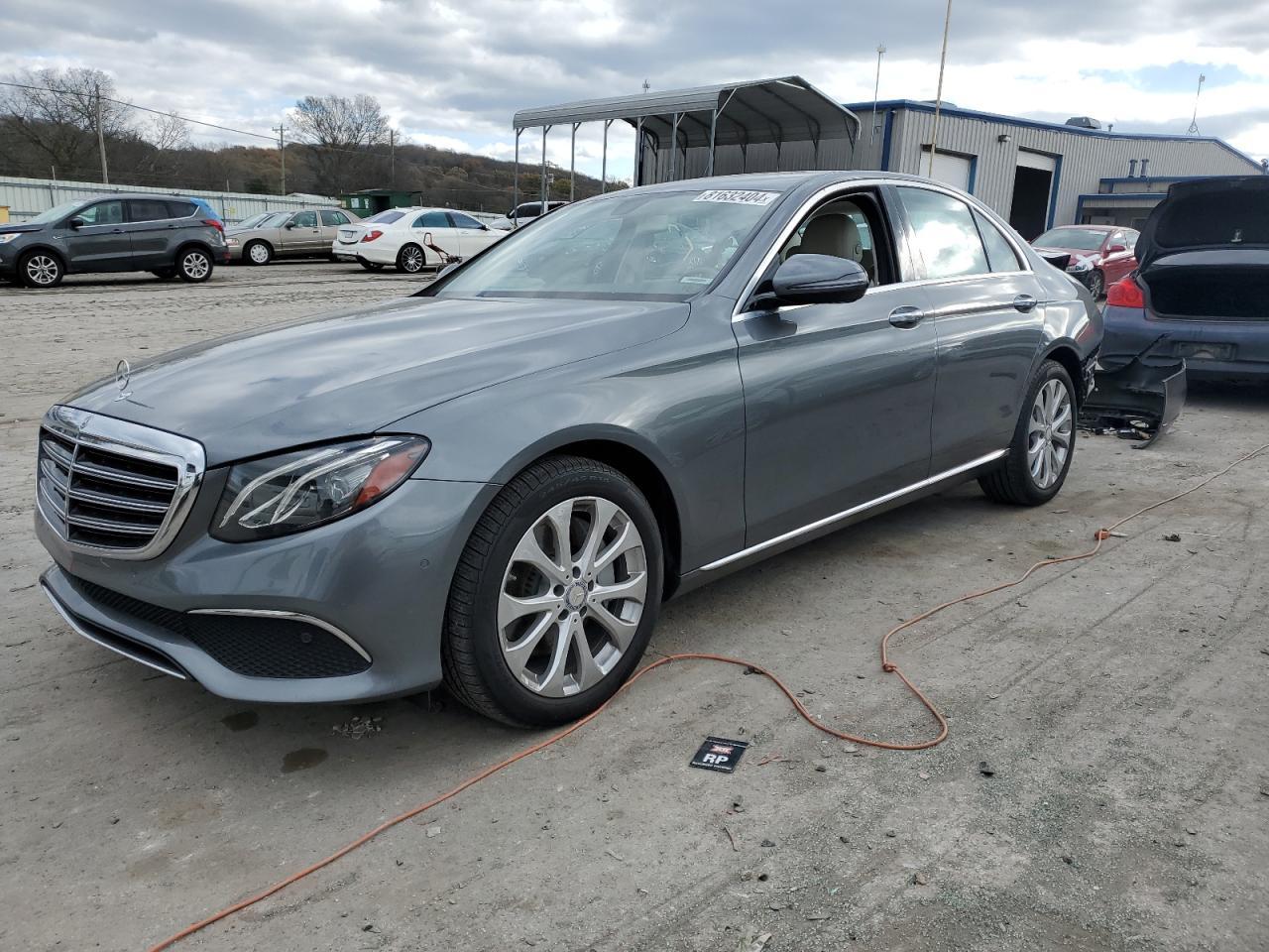2017 MERCEDES-BENZ E 300
