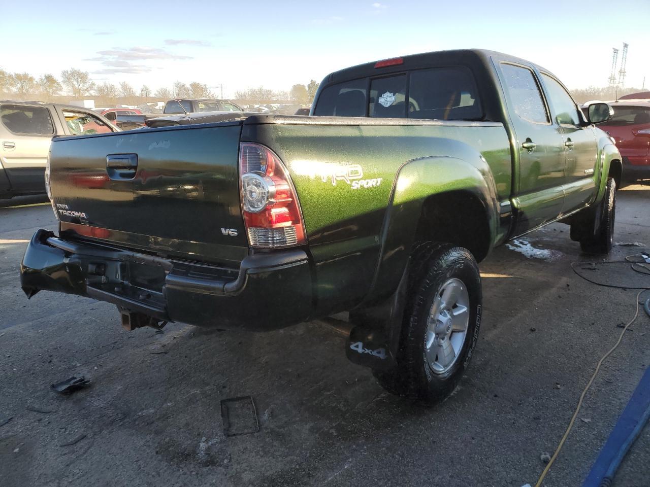 2013 TOYOTA TACOMA DOU - Image 3