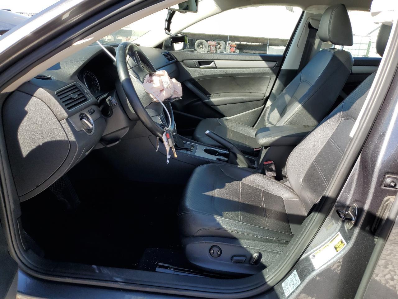 2014 VOLKSWAGEN PASSAT SE - Image 7