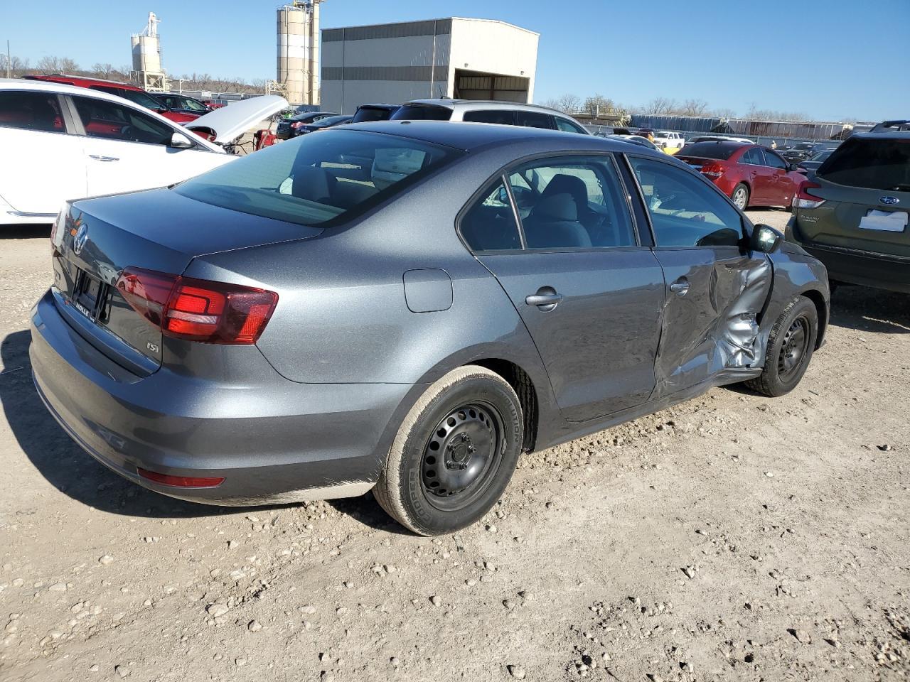 2016 VOLKSWAGEN JETTA S - Image 3