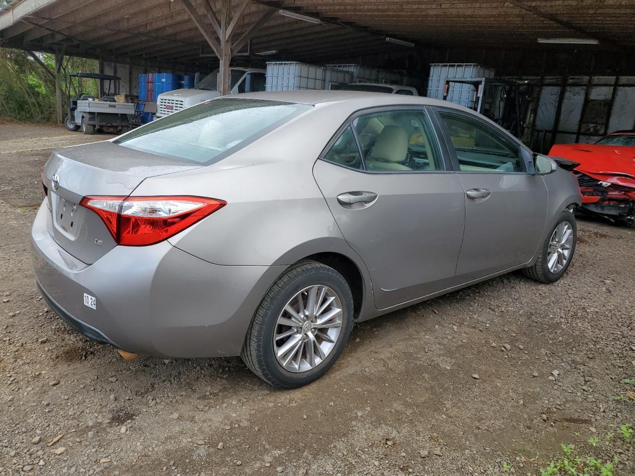 2015 TOYOTA COROLLA L - Фото 3
