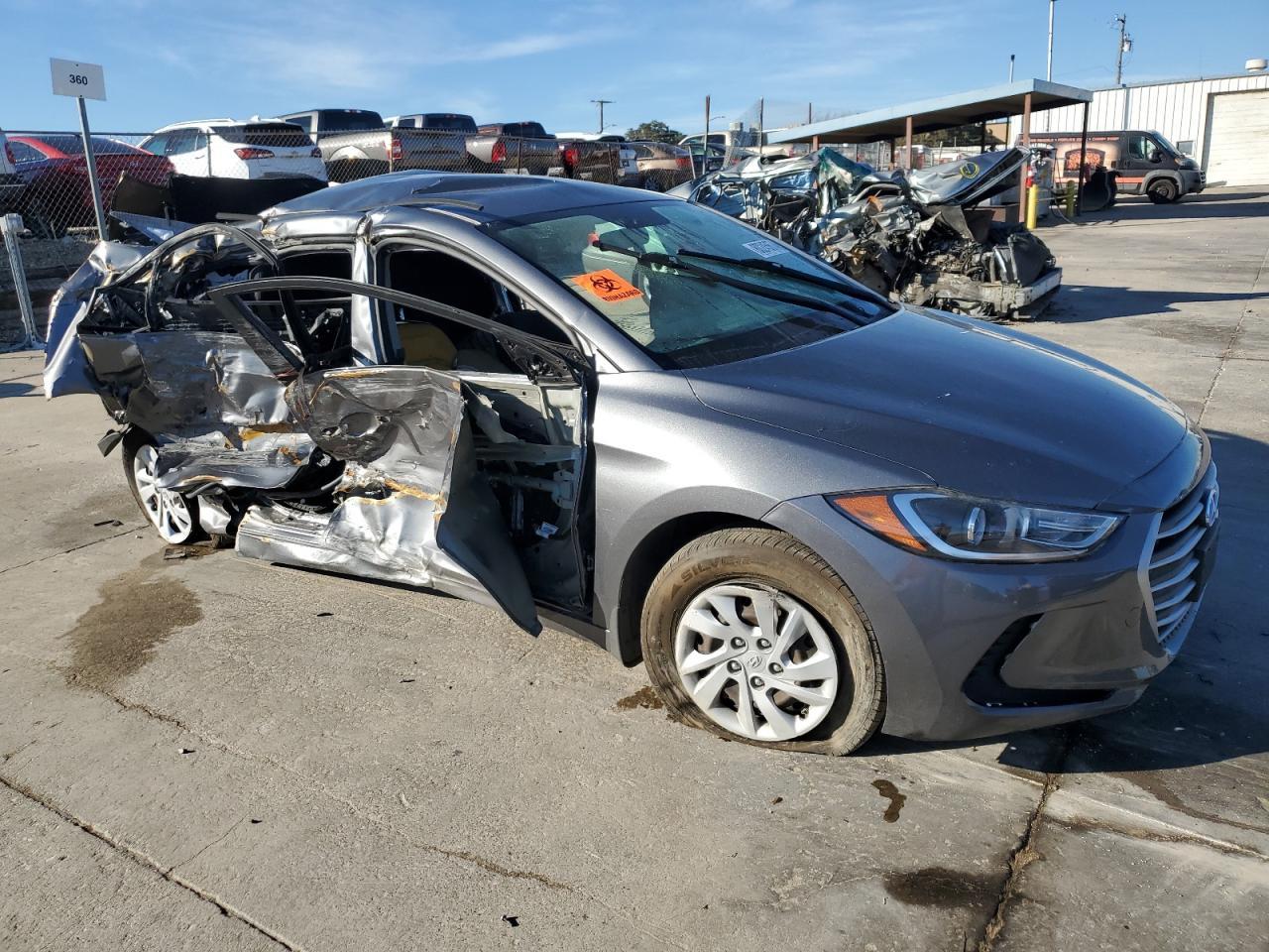2018 HYUNDAI ELANTRA SE - Фото 4