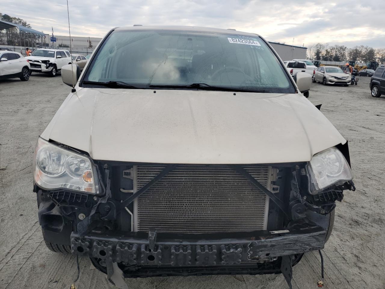 2014 CHRYSLER TOWN & COU - Фото 5