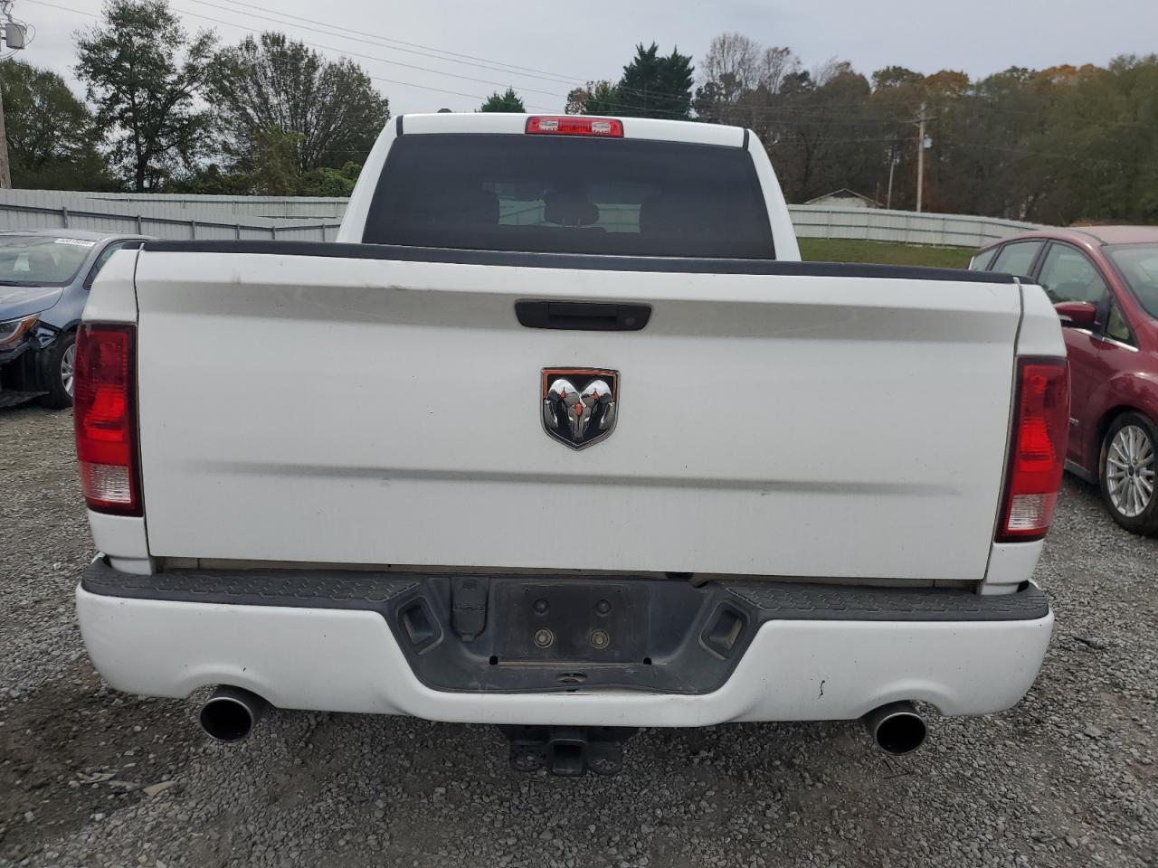2014 RAM 1500 ST - Фото 6