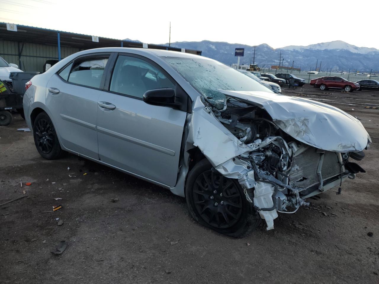 2015 TOYOTA COROLLA L - Фото 4