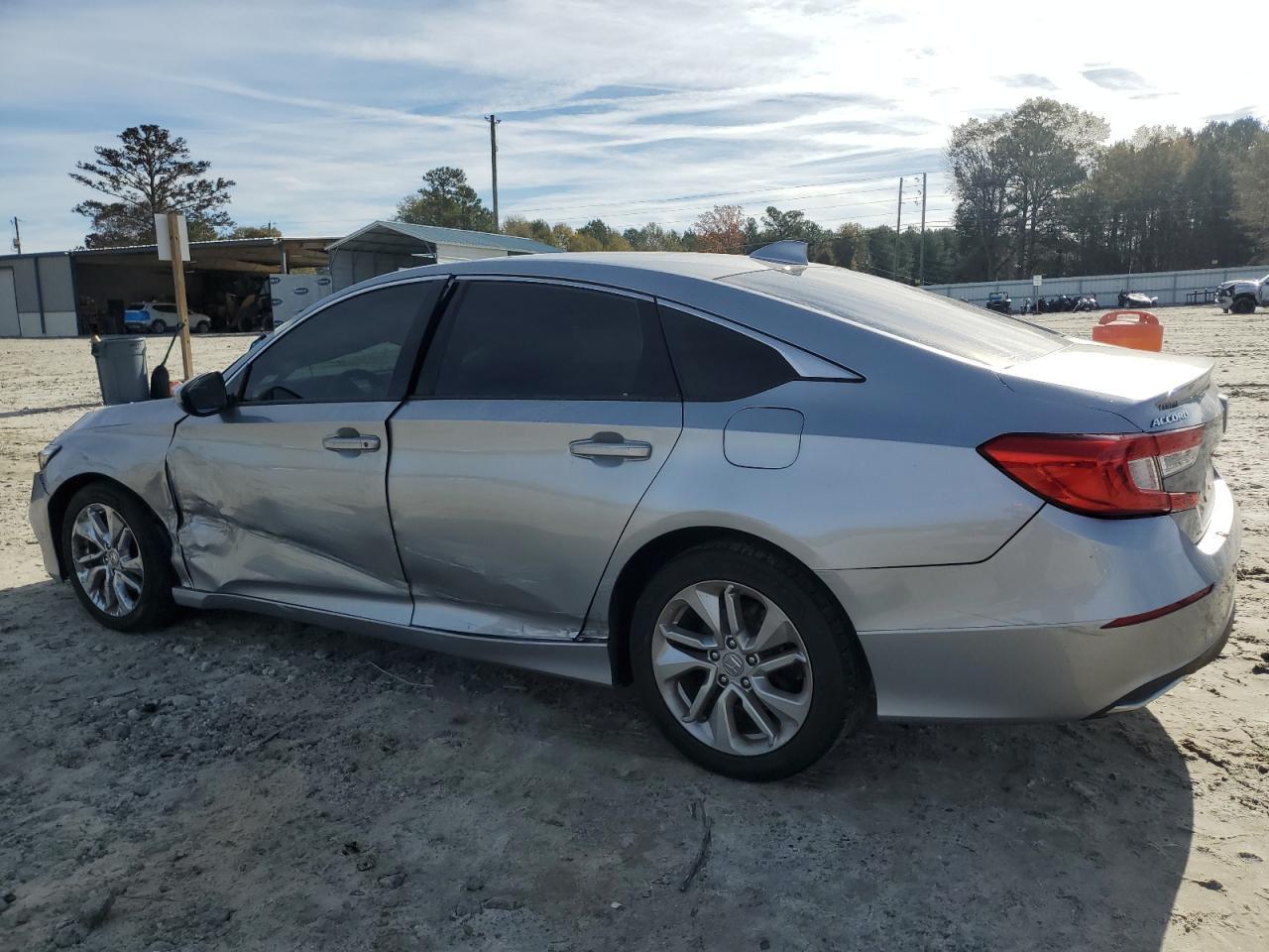 2018 HONDA ACCORD LX - Image 2