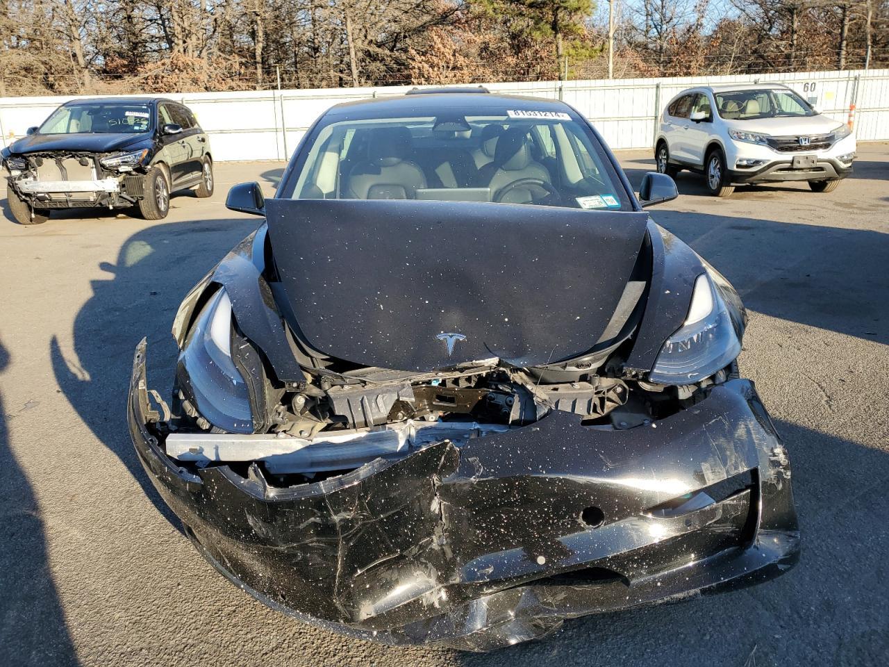 2022 TESLA MODEL 3 - Фото 5