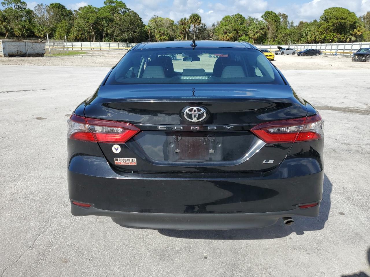 2023 TOYOTA CAMRY LE - Фото 6
