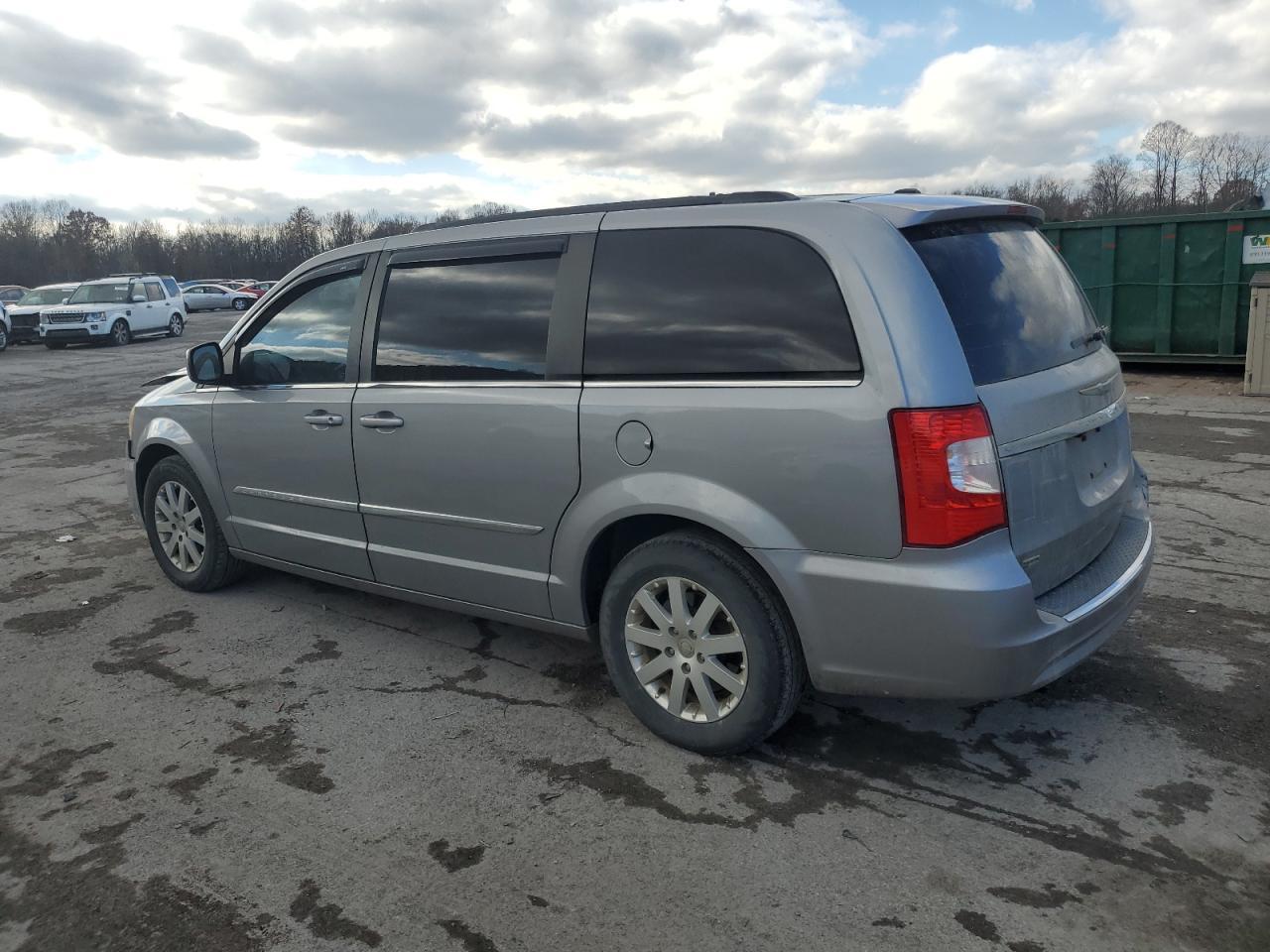 2014 CHRYSLER TOWN & COU - Фото 2