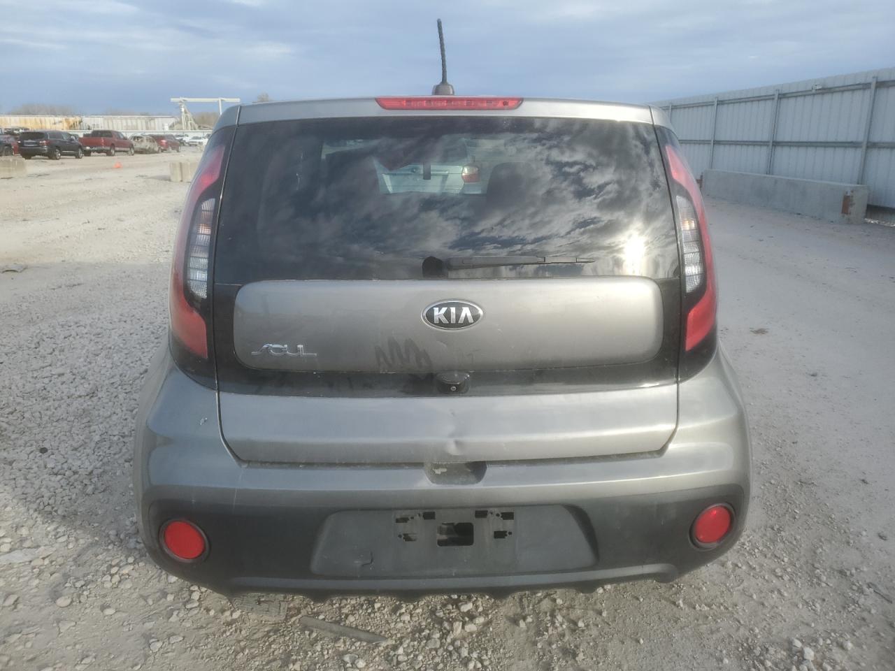 2019 KIA SOUL - Фото 6