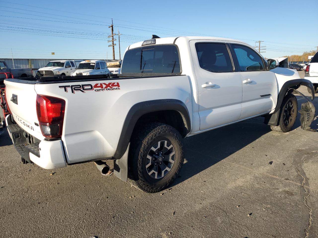 2018 TOYOTA TACOMA DOU - Image 3