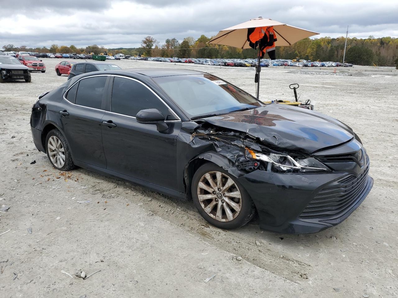2020 TOYOTA CAMRY LE - Фото 4