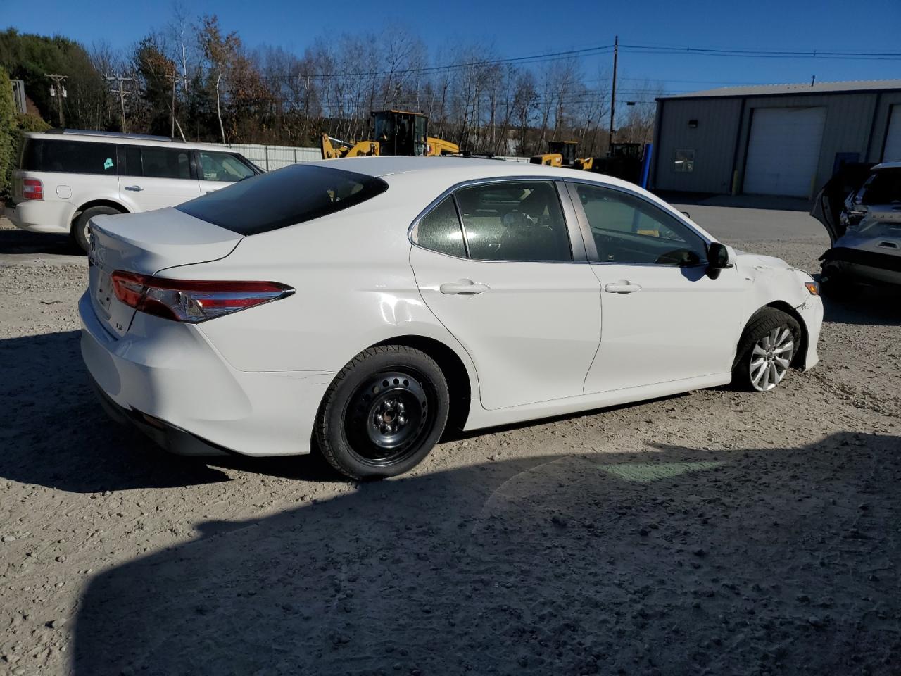 2018 TOYOTA CAMRY L - Фото 3