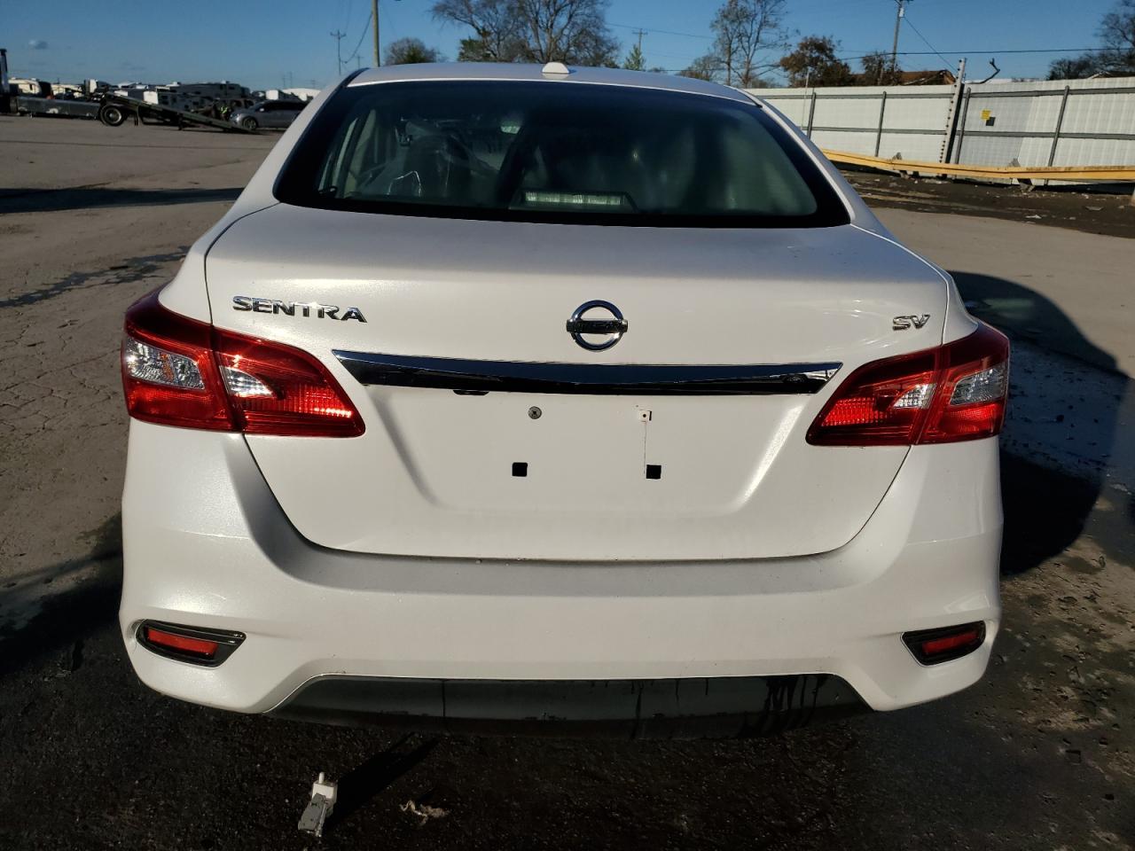 2016 NISSAN SENTRA S - Image 6
