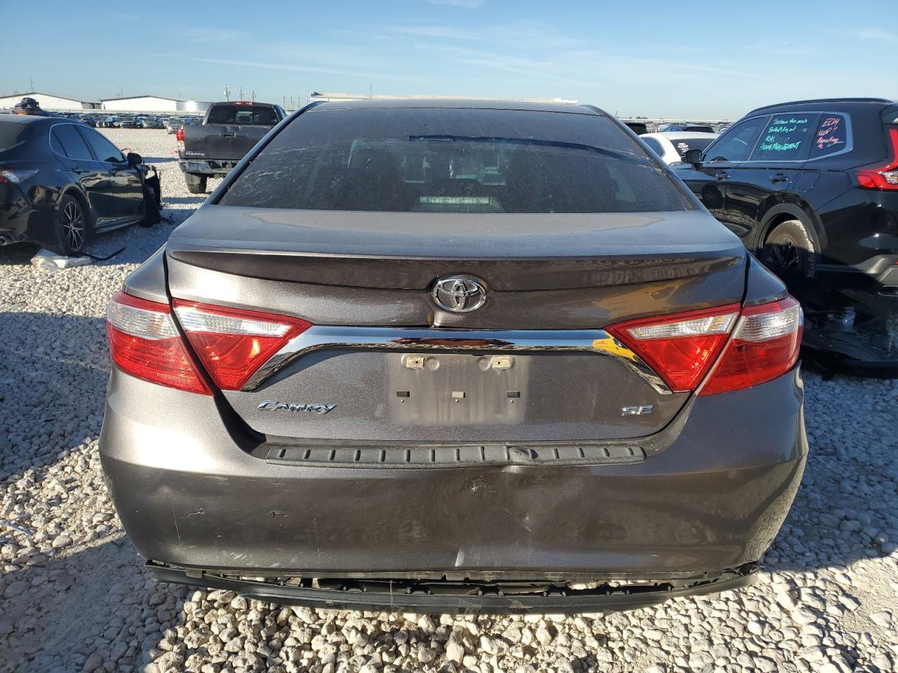 2016 TOYOTA CAMRY LE - Фото 6