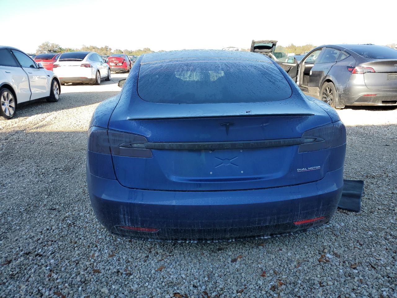 2020 TESLA MODEL S - Фото 6