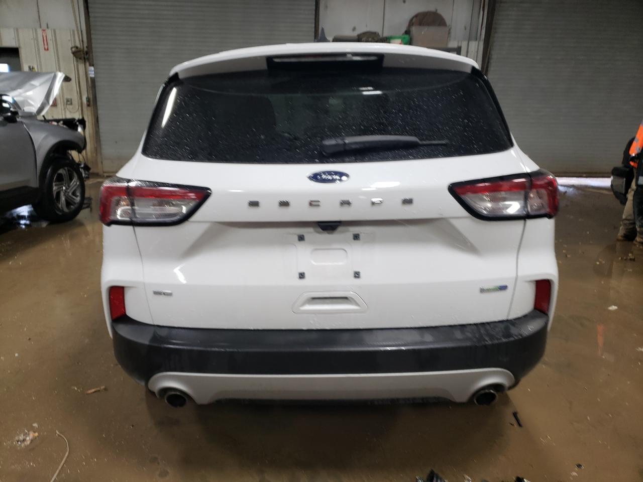 2020 FORD ESCAPE SE - Image 6