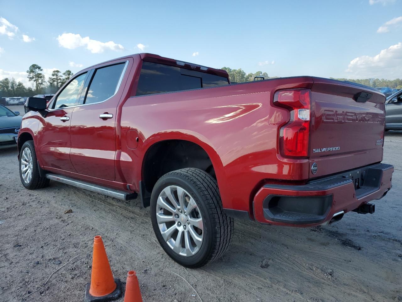 2021 CHEVROLET SILVERADO - Фото 2