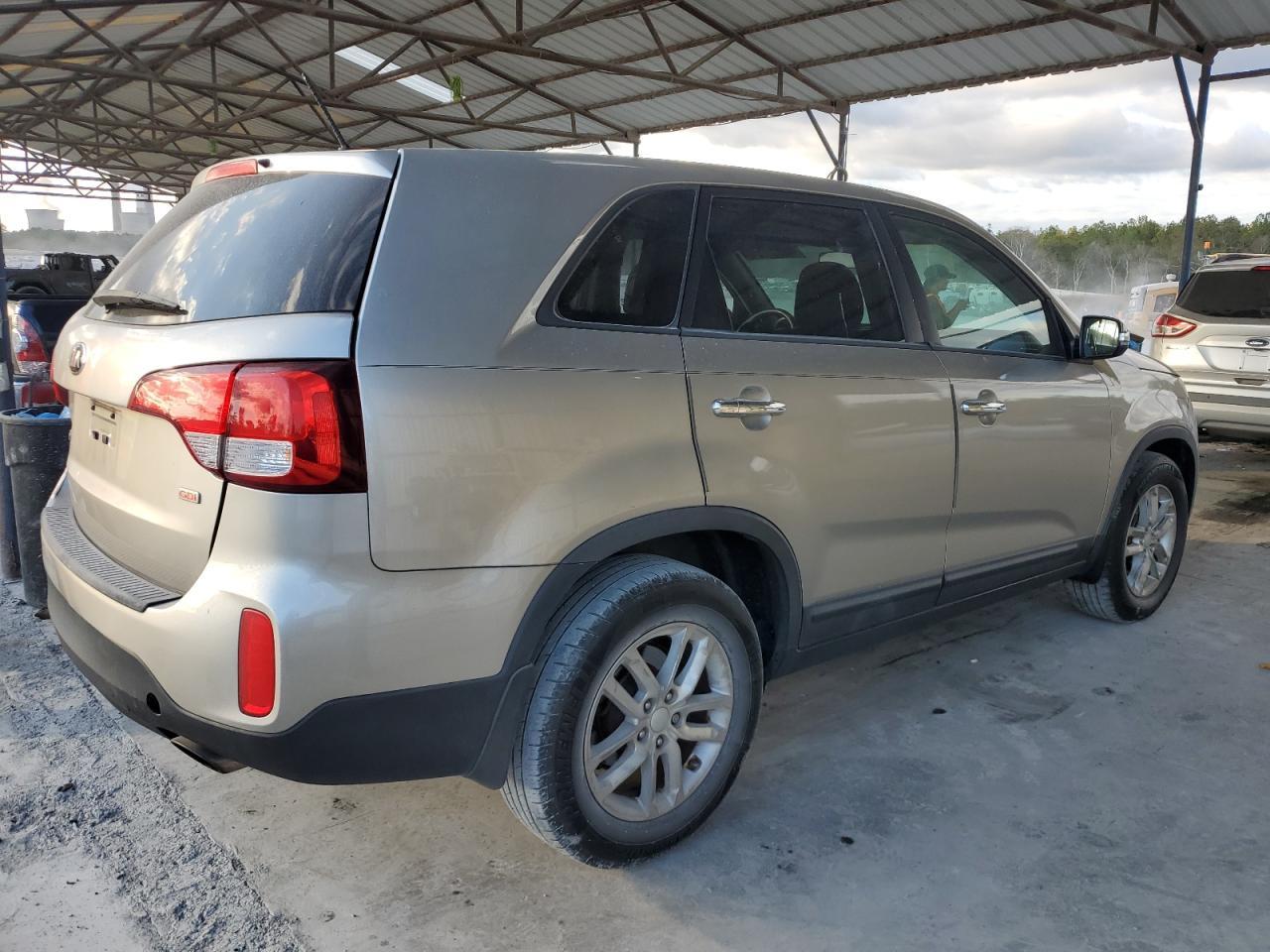 2015 KIA SORENTO LX - Image 3