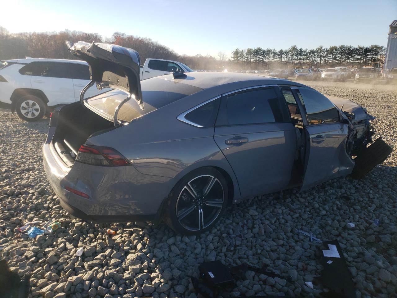 2024 HONDA ACCORD HYB - Image 3