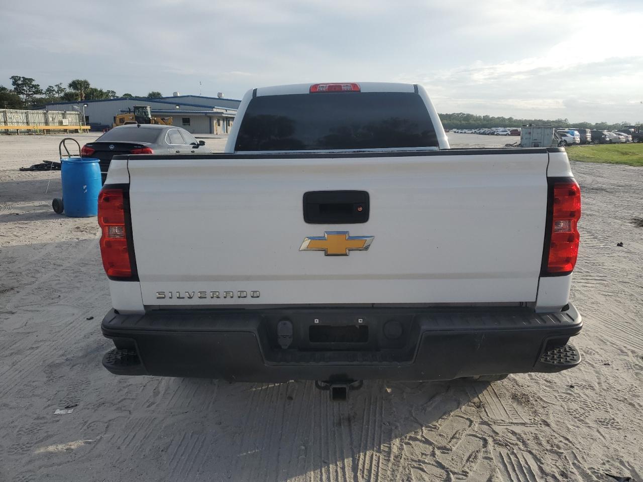 2017 CHEVROLET SILVERADO - Фото 6