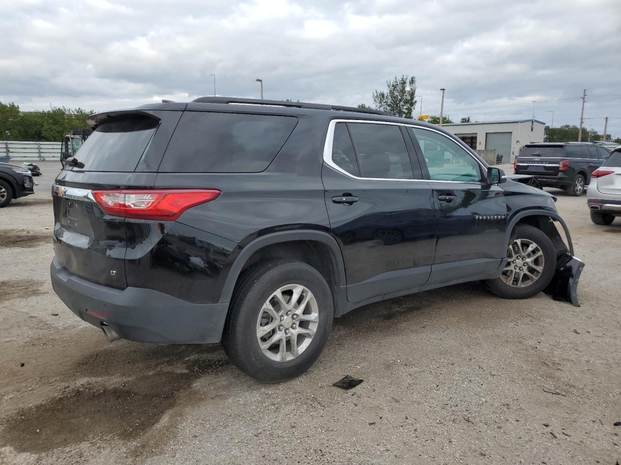2021 CHEVROLET TRAVERSE L - Image 3