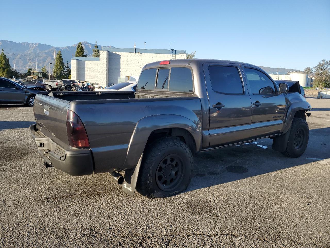 2013 TOYOTA TACOMA DOU - Image 3