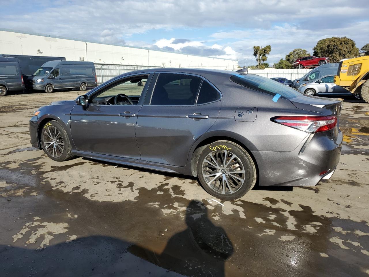2019 TOYOTA CAMRY L - Image 2