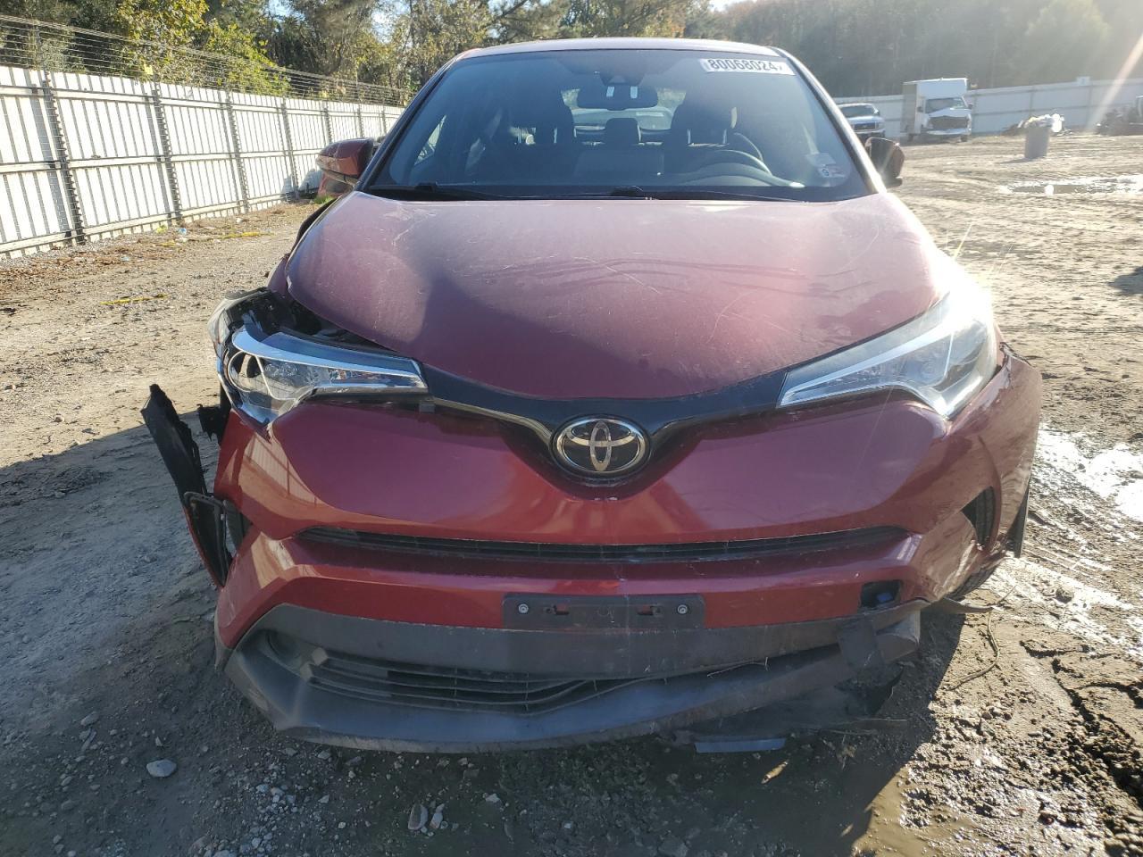 2019 TOYOTA C-HR XLE - Фото 5