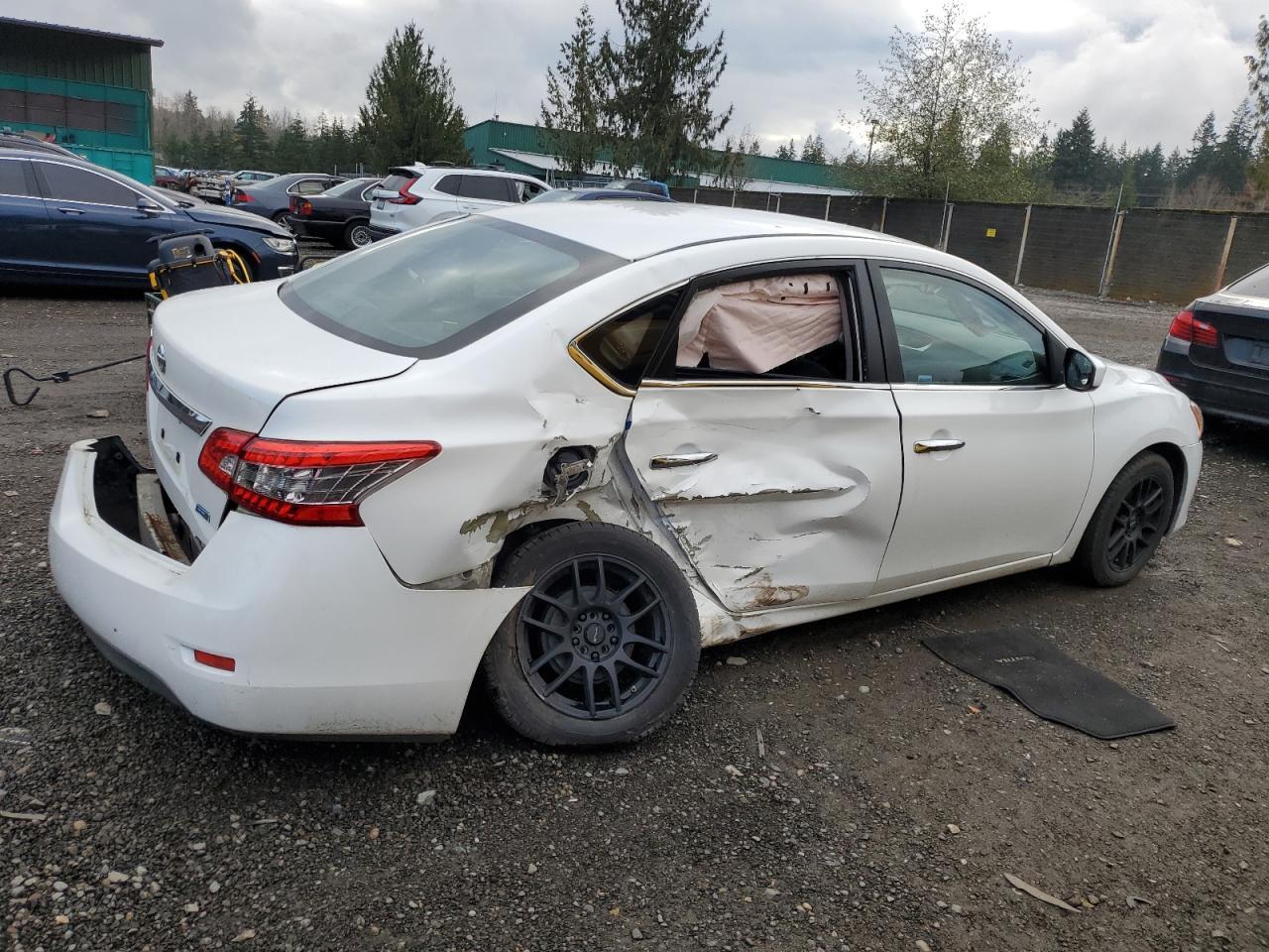 2013 NISSAN SENTRA S - Фото 3
