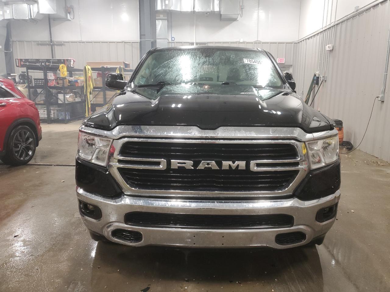 2019 RAM 1500 BIG H - Фото 5