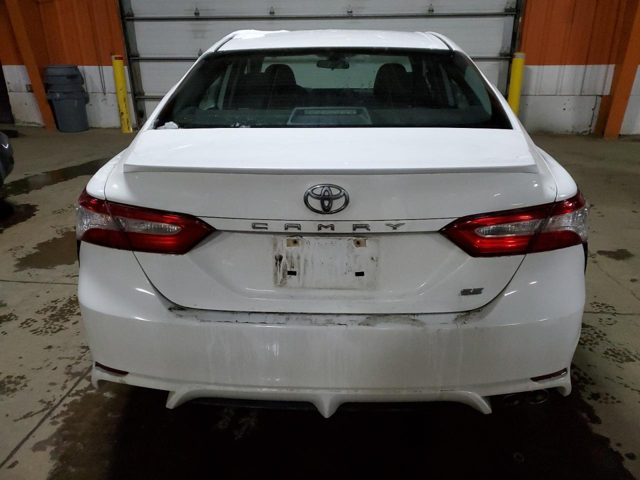 2020 TOYOTA CAMRY SE - Image 6