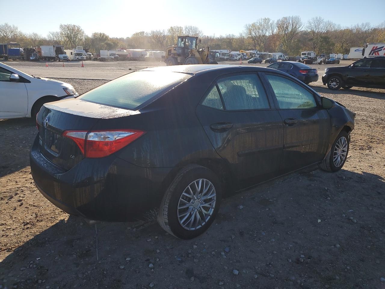 2016 TOYOTA COROLLA L - Фото 3