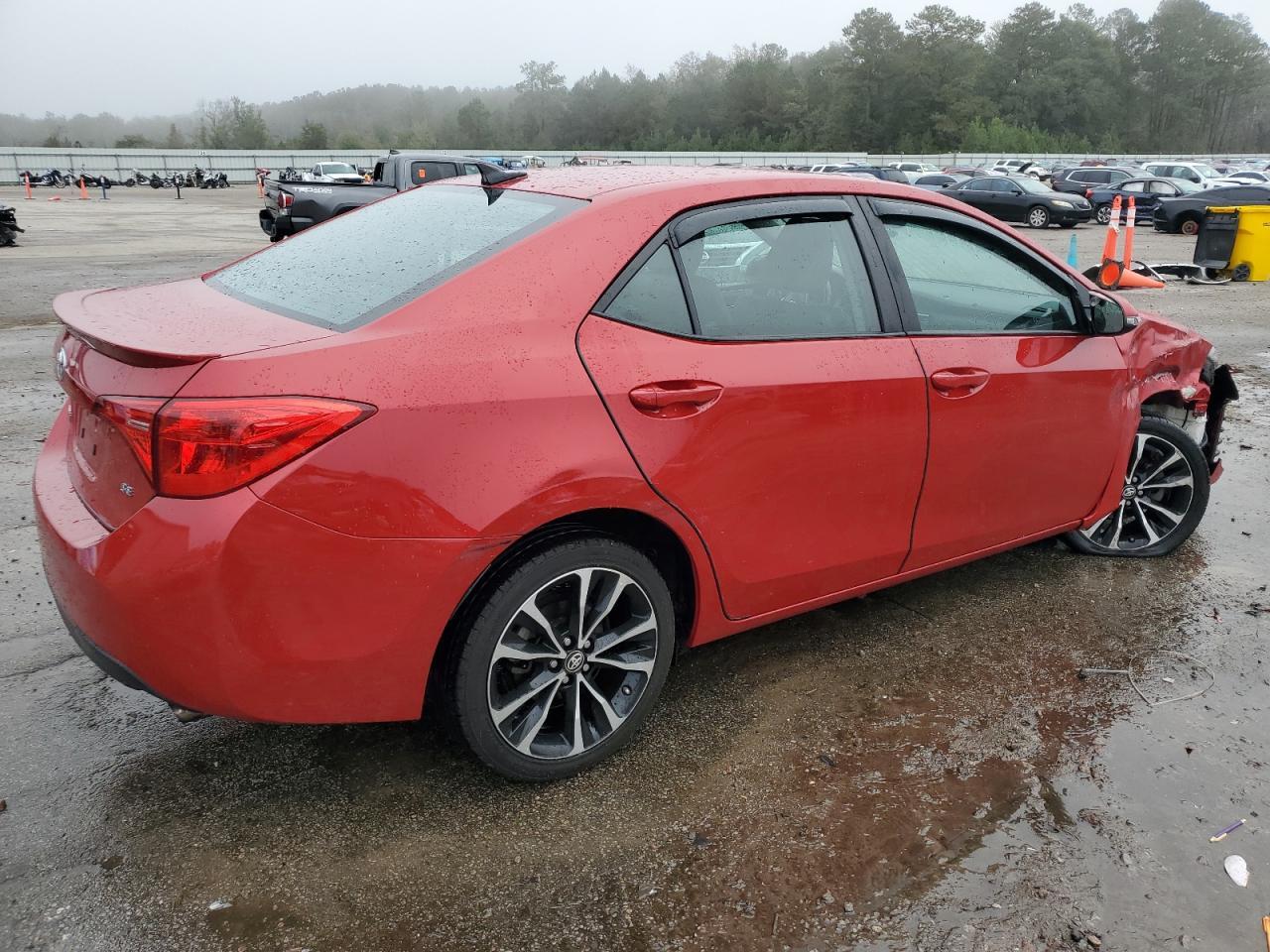 2018 TOYOTA COROLLA L - Фото 3