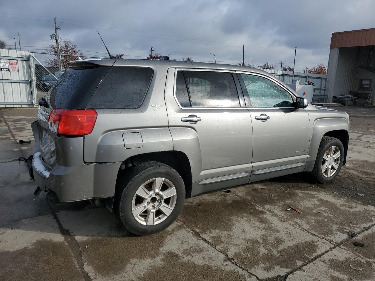 2012 GMC TERRAIN SL - Image 3