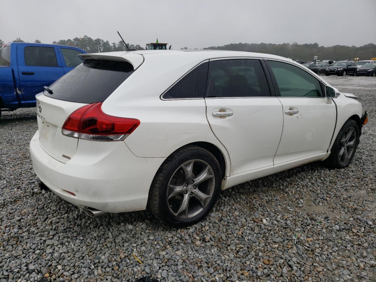 2014 TOYOTA VENZA LE - Image 3