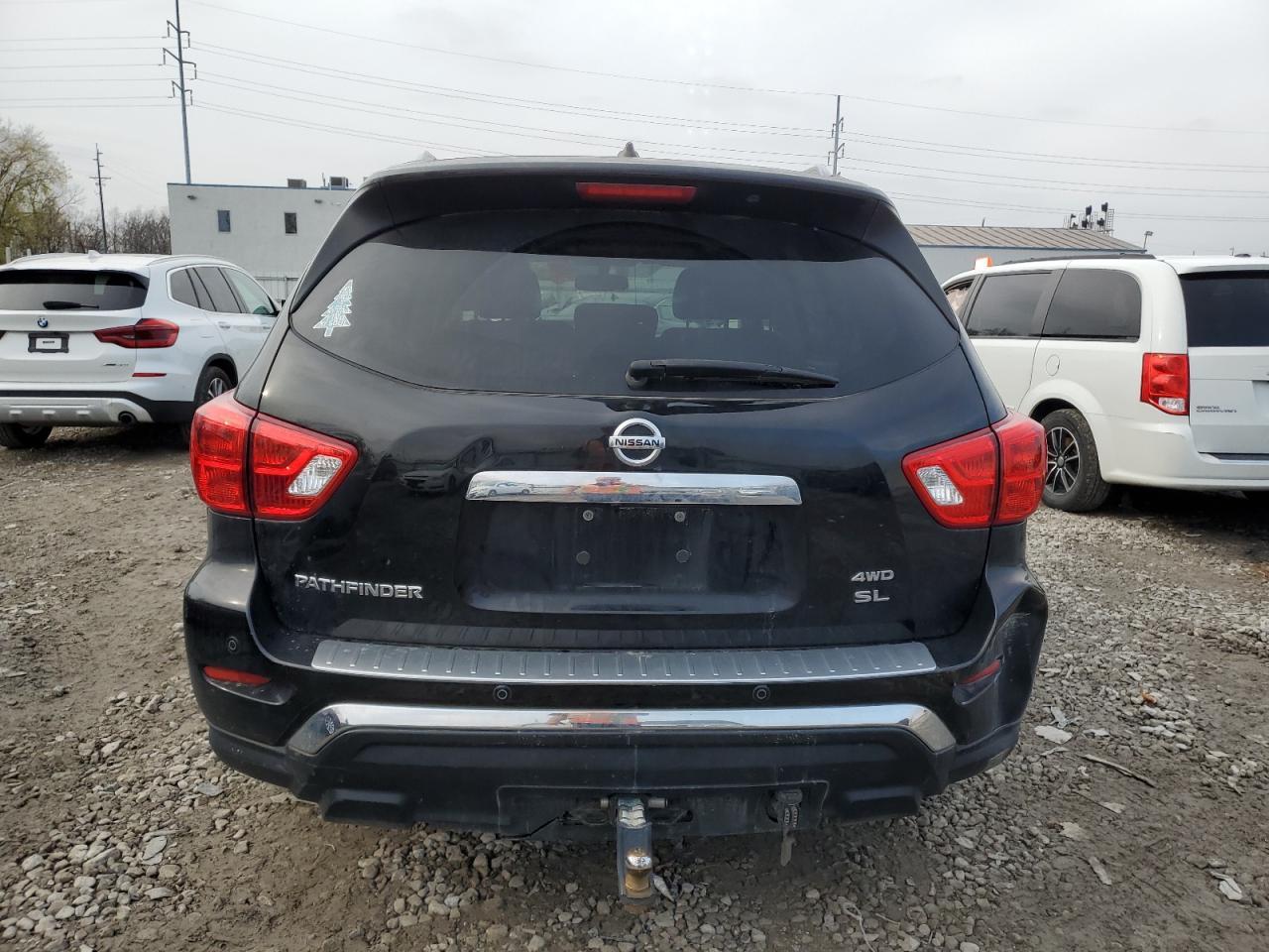 2017 NISSAN PATHFINDER - Фото 6