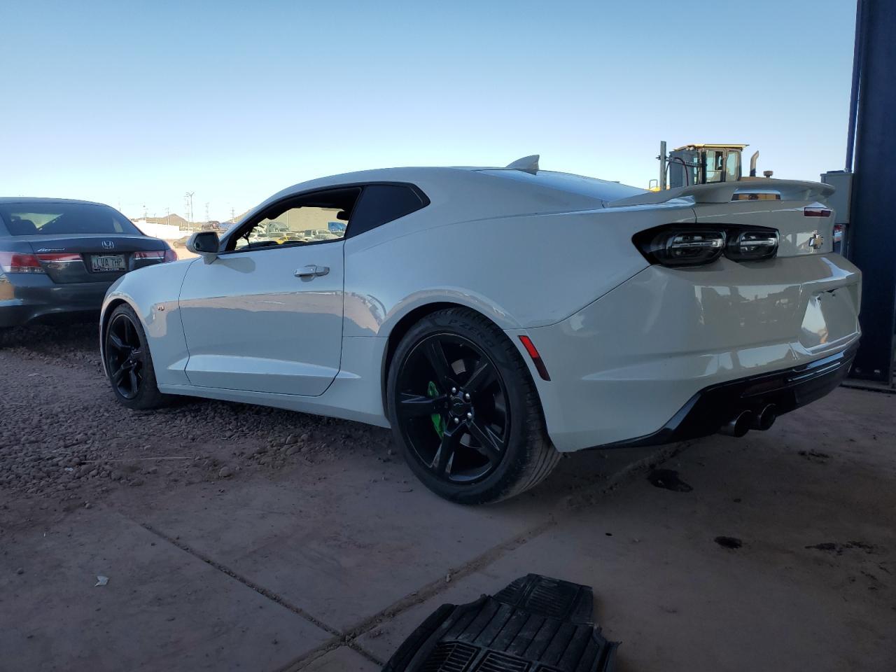 2016 CHEVROLET CAMARO SS - Фото 2