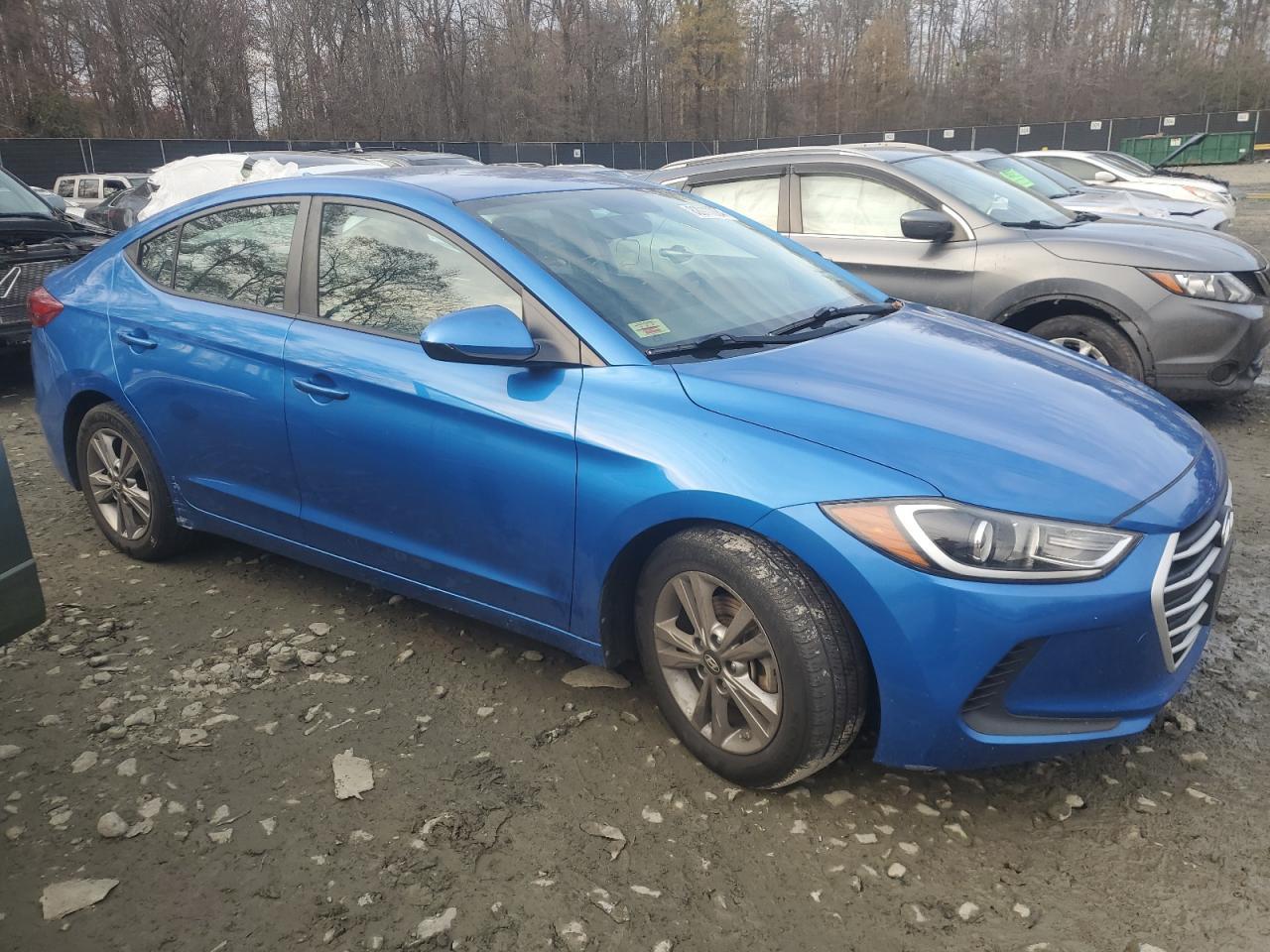 2017 HYUNDAI ELANTRA SE - Image 4